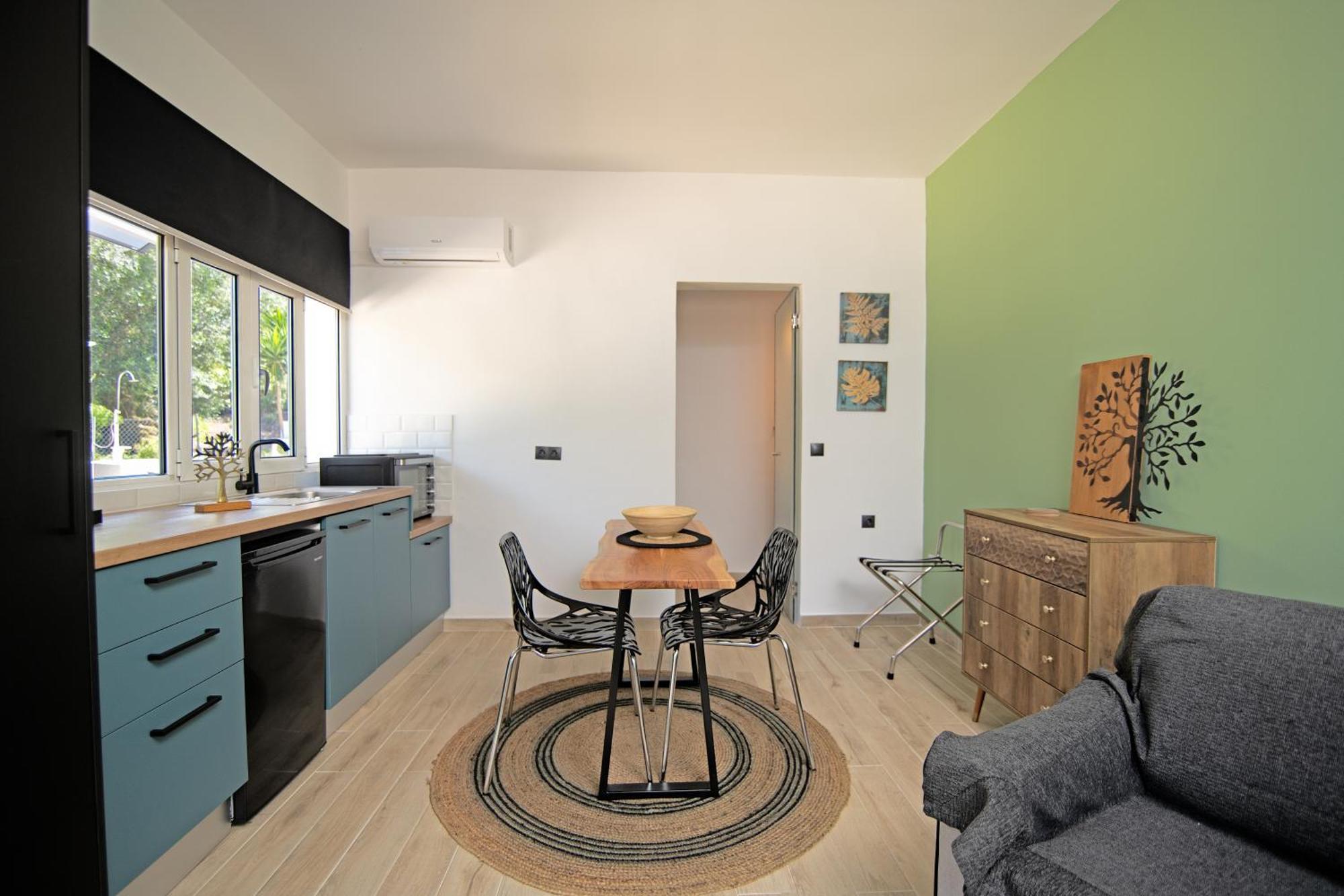Armoniahousesuites Peritheia Extérieur photo