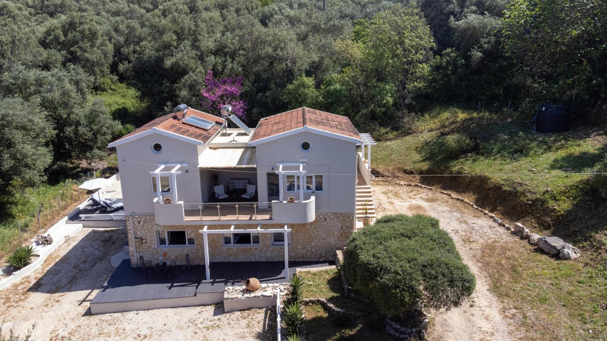 Armoniahousesuites Peritheia Extérieur photo